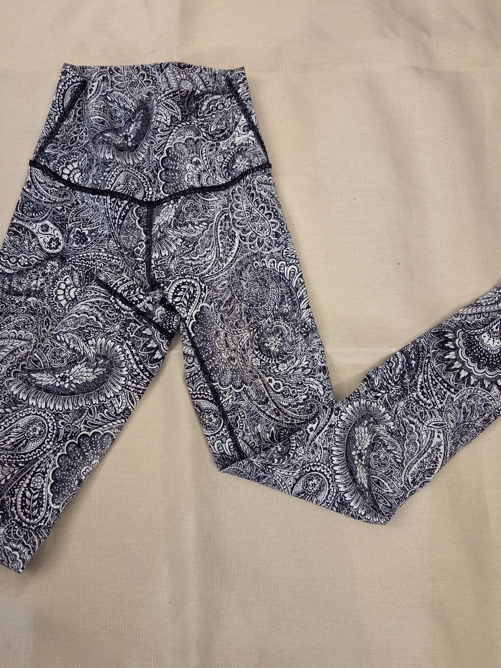 lululemon athletica Black & White Paisley Leggings